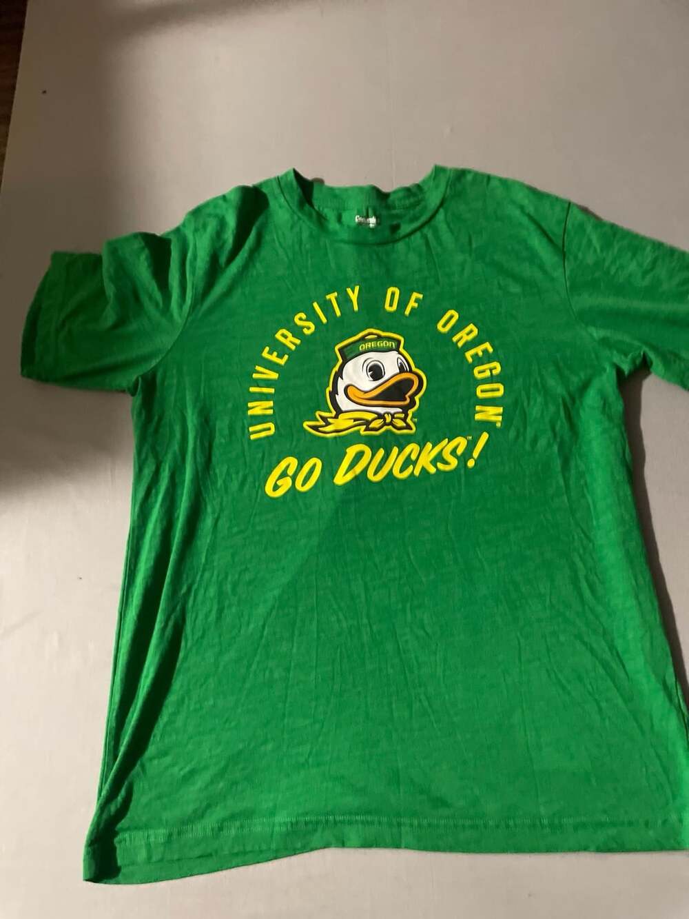 Captivating University Of Oregon Ducks T-Shirt Size L Green